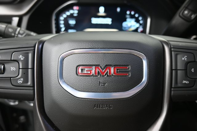 Used 2025 GMC Sierra 2500 AT4 AWD/4WD image 23