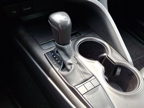 Certified 2024 Toyota Camry SE FWD image 15