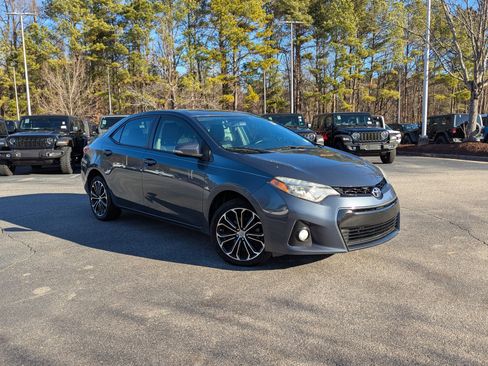 Used 2016 Toyota Corolla S image 3