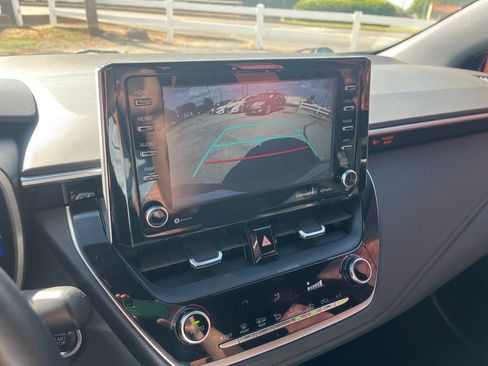 Used 2022 Toyota Corolla XSE FWD image 32