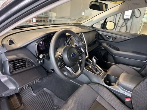 Used 2025 Subaru Outback Premium AWD/4WD image 46