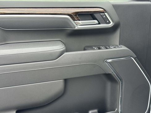 New 2026 GMC Sierra 1500 Elevation image 19