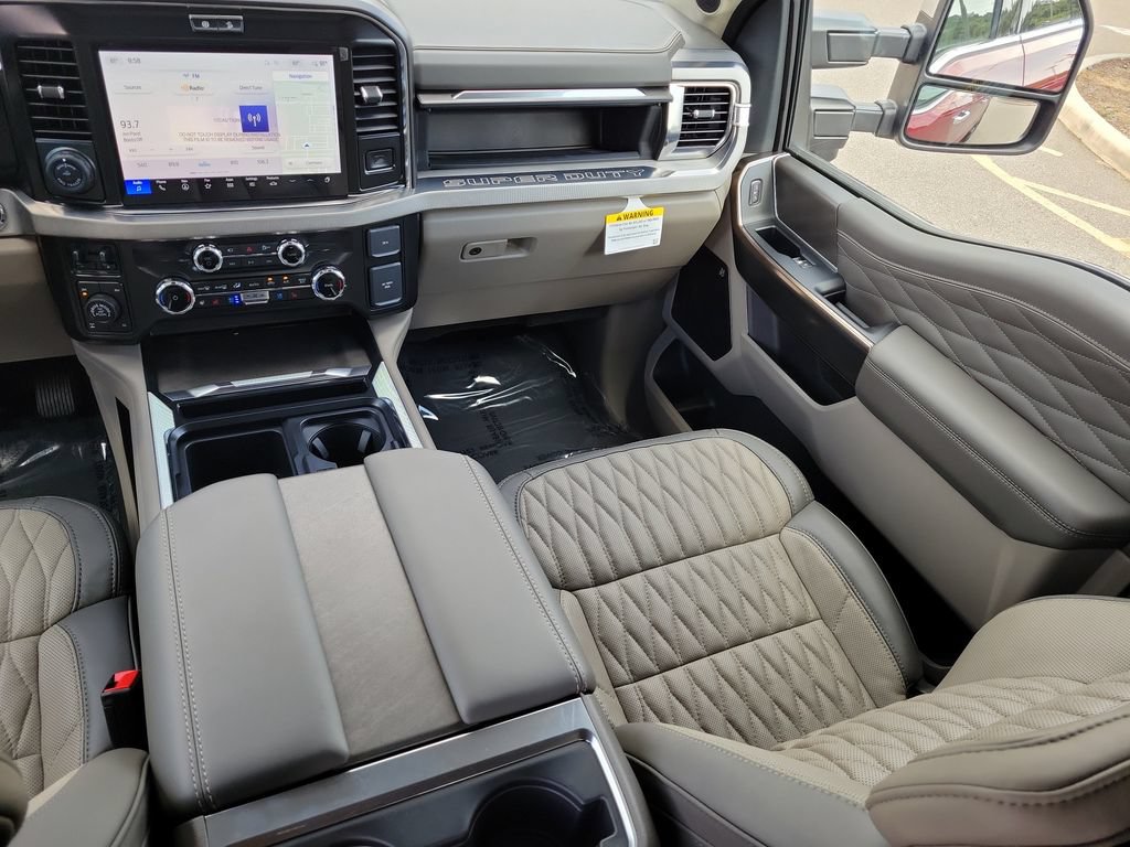New 2026 Ford F250 Platinum w/ Platinum Plus Package AWD/4WD image 11