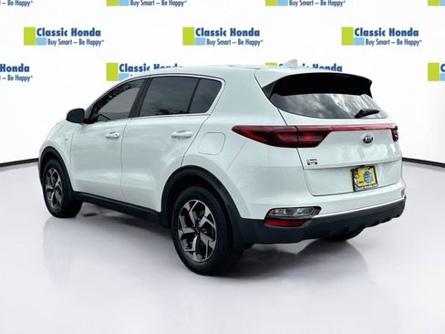 Used 2020 Kia Sportage LX AWD/4WD image 5