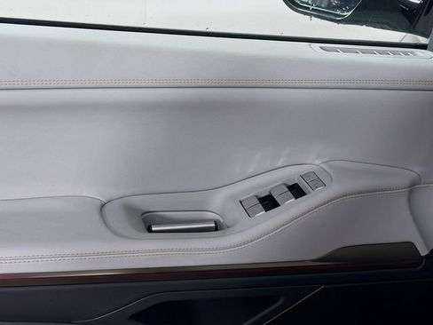 New 2026 Lincoln Navigator L Black Label AWD/4WD image 18