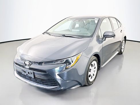 Used 2024 Toyota Corolla LE FWD image 4