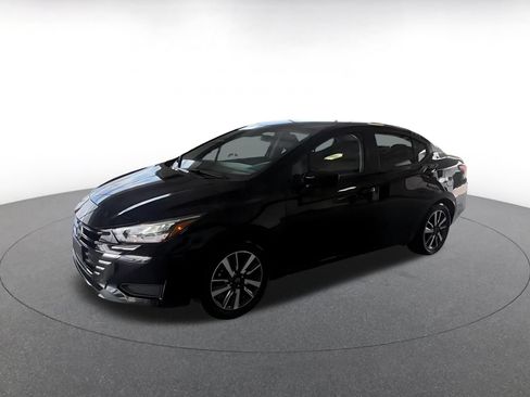 Used 2025 Nissan Versa SV FWD image 6