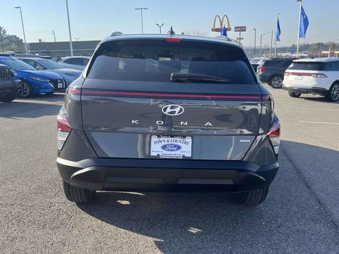 Used 2025 Hyundai Kona SEL AWD/4WD image 4