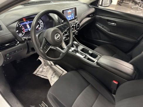 Used 2024 Nissan Sentra SV FWD image 15