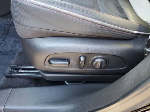 Used 2022 Chevrolet TrailBlazer RS w/ Sun and Liftgate Package image 9