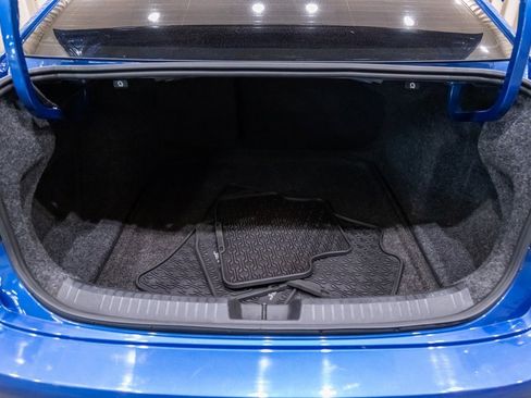 Used 2024 Volkswagen Jetta SE w/ Panoramic Sunroof Package image 24