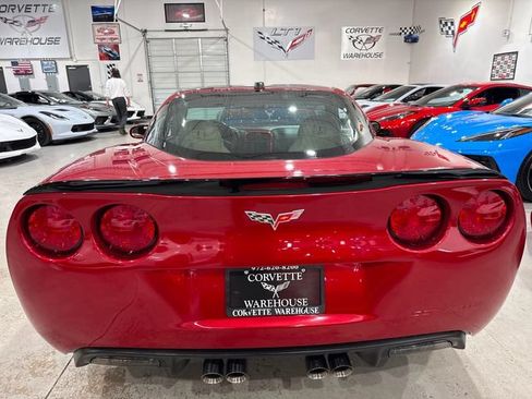 Used 2005 Chevrolet Corvette Coupe w/ Preferred Equipment Group RWD image 4