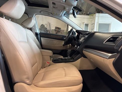 Used 2018 Subaru Outback 2.5i Limited AWD/4WD image 13