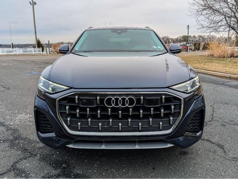 Used 2024 Audi Q8 Prestige AWD/4WD image 2