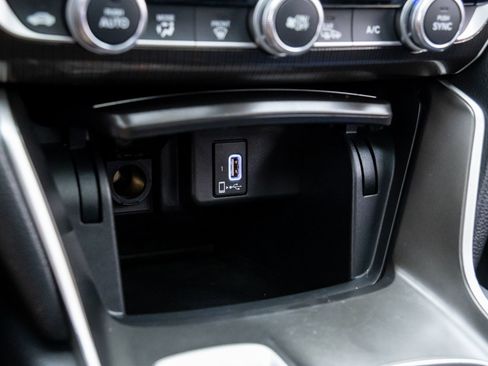 Used 2018 Honda Accord Sport image 26