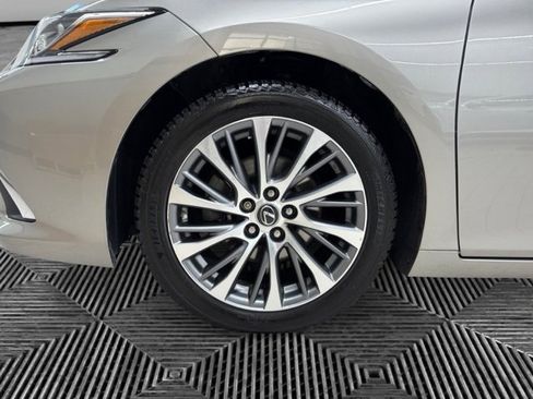 Used 2020 Lexus ES 350 w/ Premium Package image 28