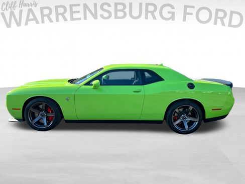 Used 2023 Dodge Challenger SRT Hellcat RWD image 4