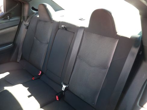 Used 2014 Dodge Avenger SE image 8