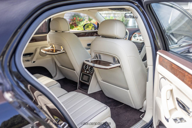 Used 2014 Bentley Flying Spur W12 AWD/4WD image 59