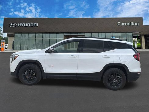 Used 2024 GMC Terrain AT4 w/ Infotainment Package II AWD/4WD image 8