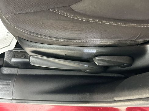 Used 2015 Jeep Cherokee Latitude image 24