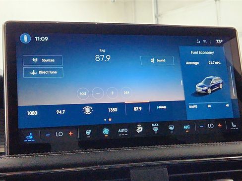 Used 2023 Lincoln Corsair AWD w/ Equipment Group 101A image 35