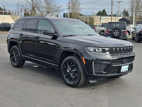 New 2026 Jeep Grand Cherokee Altitude image 8