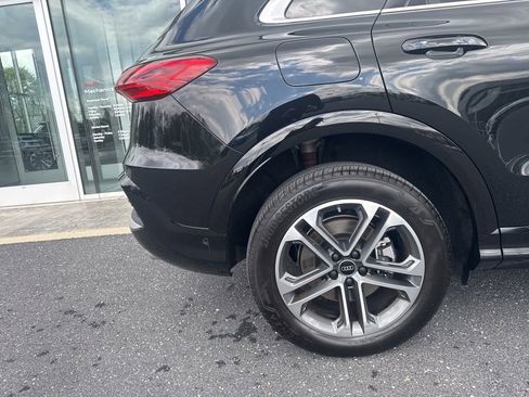 Certified 2025 Audi Q5 Premium w/ Premium Plus AWD/4WD image 5