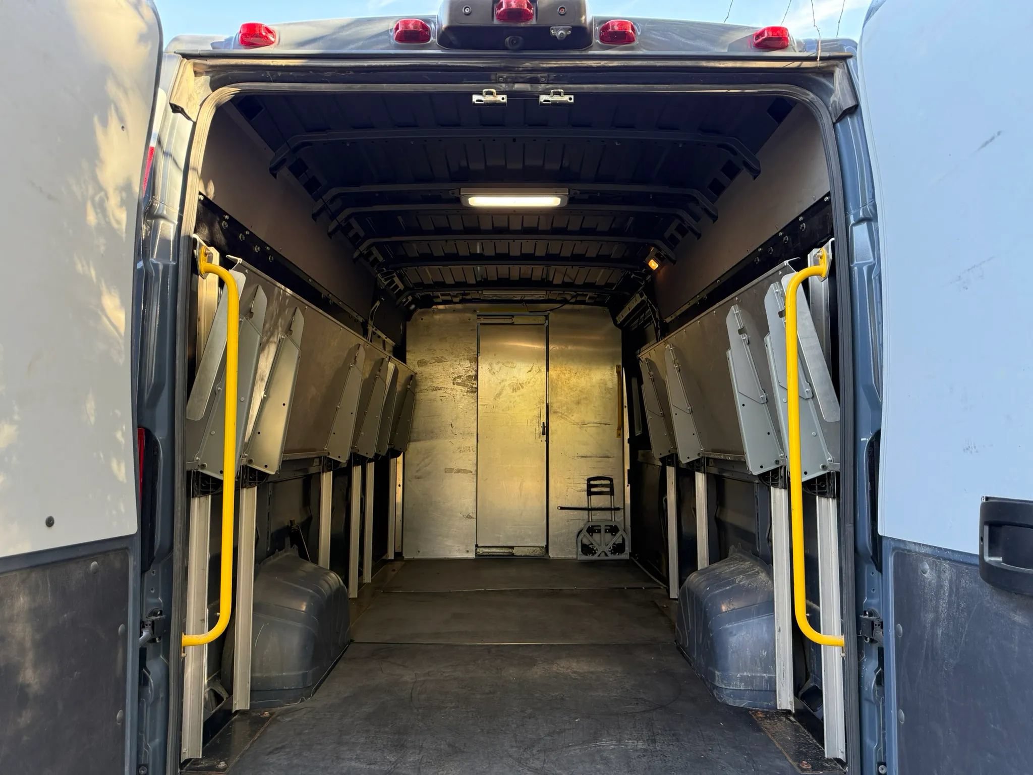 Used 2020 RAM ProMaster 3500 FWD image 14