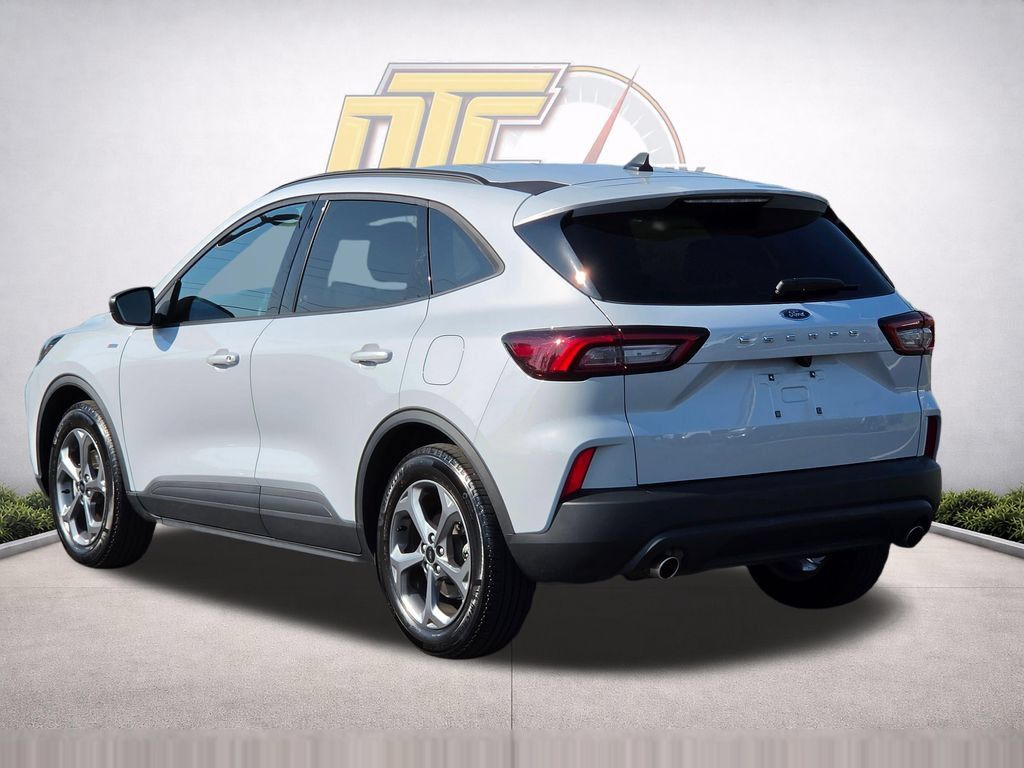 Used 2026 Ford Escape ST-Line FWD image 7