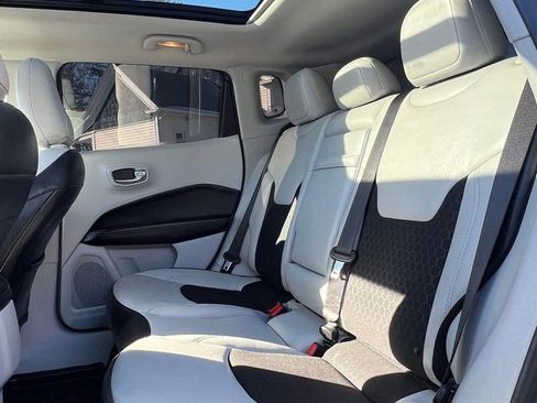 Used 2020 Jeep Compass Latitude w/ Popular Equipment Group image 11