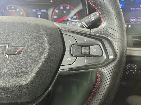 Certified 2024 Chevrolet Trax RS image 16