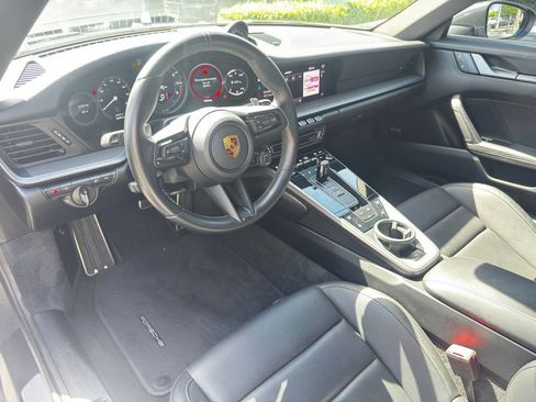 Used 2022 Porsche 911 Carrera image 10