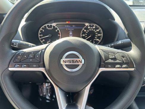 Used 2022 Nissan Altima 2.5 SV image 18