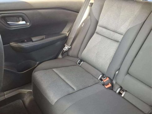 Used 2024 Nissan Rogue SV FWD image 15