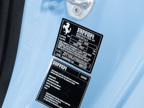 Used 2025 Ferrari 12Cilindri RWD image 30