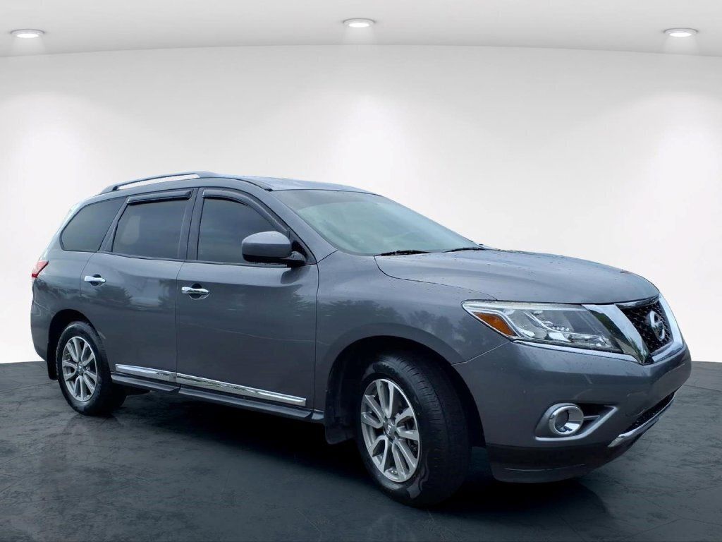 Used 2016 Nissan Pathfinder SL w/ SL Tech Package AWD/4WD image 4