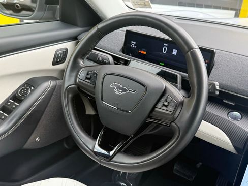 Used 2021 Ford Mustang Mach-E Premium image 11