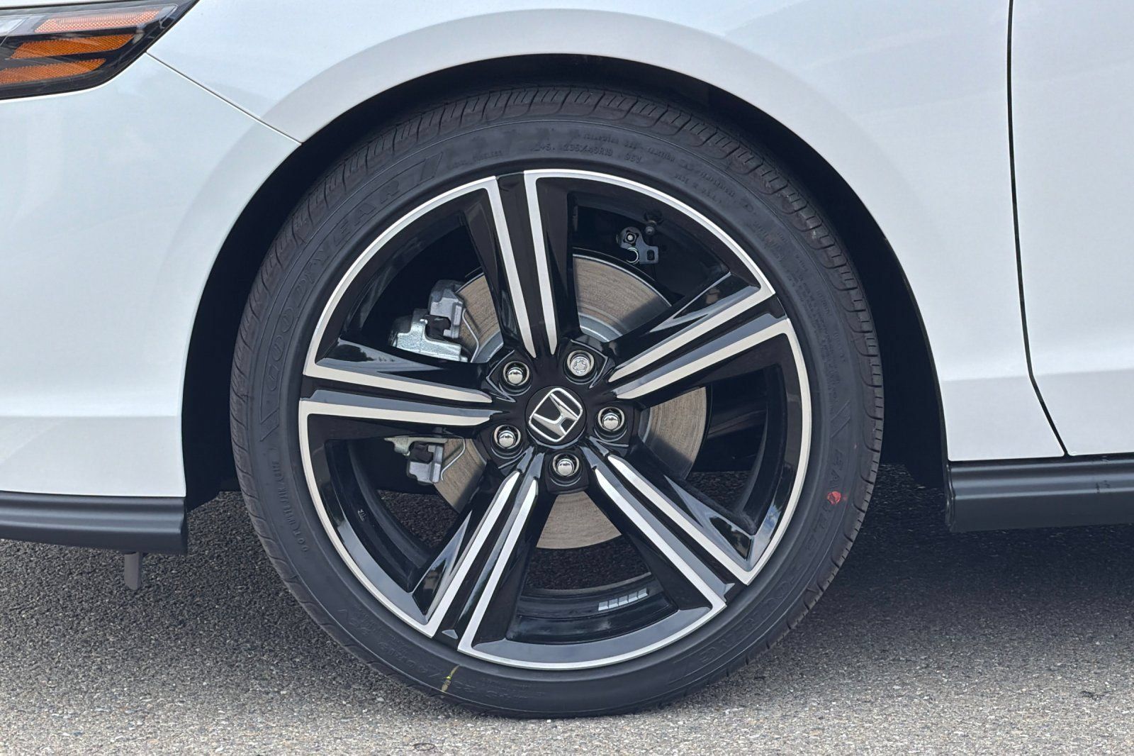 New 2026 Honda Accord Sport image 31