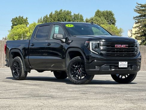 Used 2023 GMC Sierra 1500 Elevation w/ X31 Off-Road Package AWD/4WD image 1