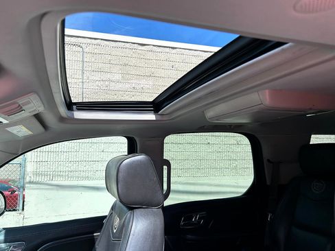 Used 2013 Cadillac Escalade Platinum image 11