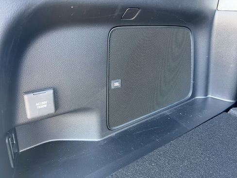 Used 2024 Toyota Grand Highlander AWD Hybrid image 11