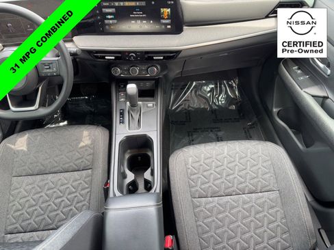 Certified 2025 Nissan Kicks SV w/ SV Premium Package AWD/4WD image 14