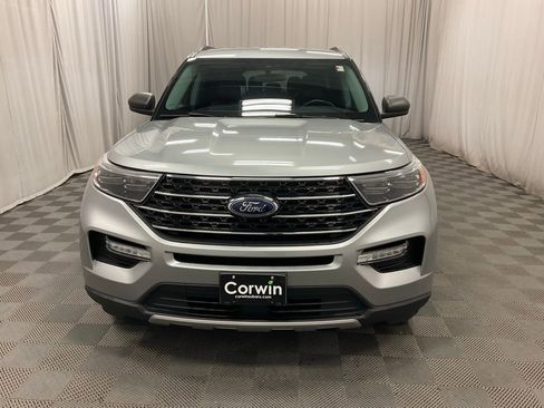 Used 2023 Ford Explorer XLT image 7