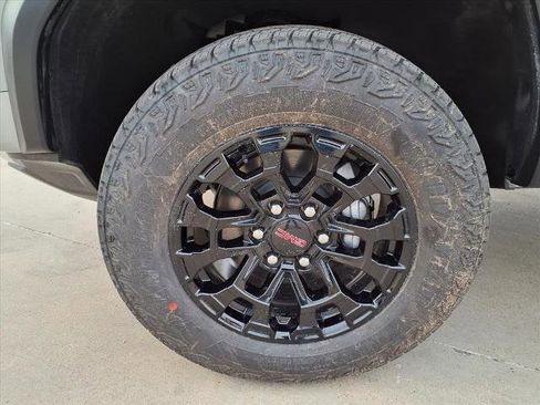 New 2026 GMC Canyon Elevation w/ Convenience Package image 21