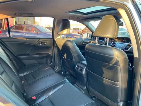 Used 2017 Honda Accord EX-L image 15