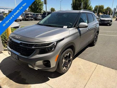 Used 2026 Kia Seltos EX FWD image 1