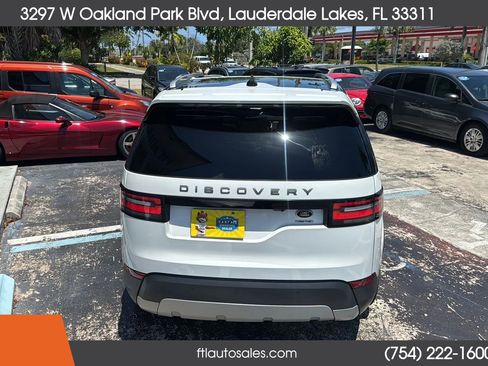 Used 2017 Land Rover Discovery HSE AWD/4WD image 8