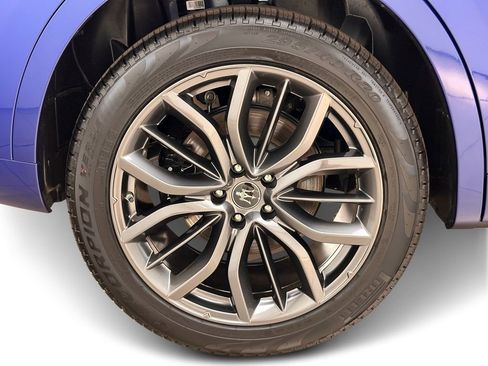 Used 2024 Maserati Levante GT Ultima image 17