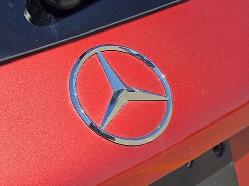 Certified 2020 Mercedes-Benz GLC 300 image 28